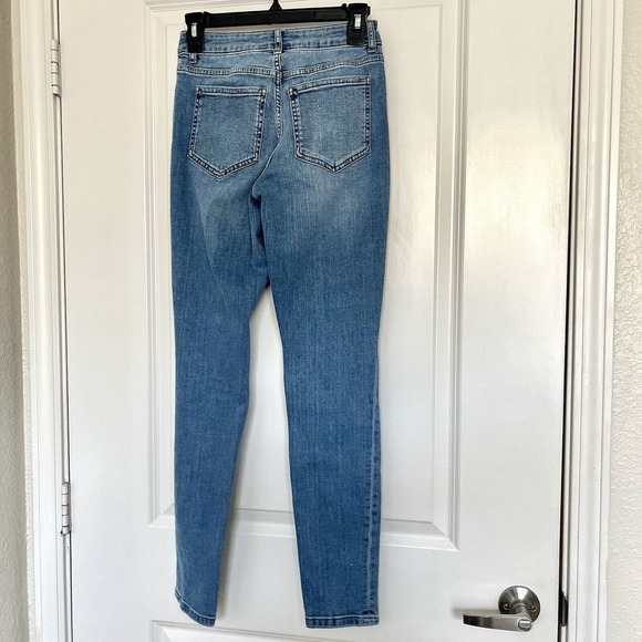 Boden The Soho Skinny Distressed Midrise Jeans Size 6 UK 2 US Regular Med Wash - Picture 4 of 13